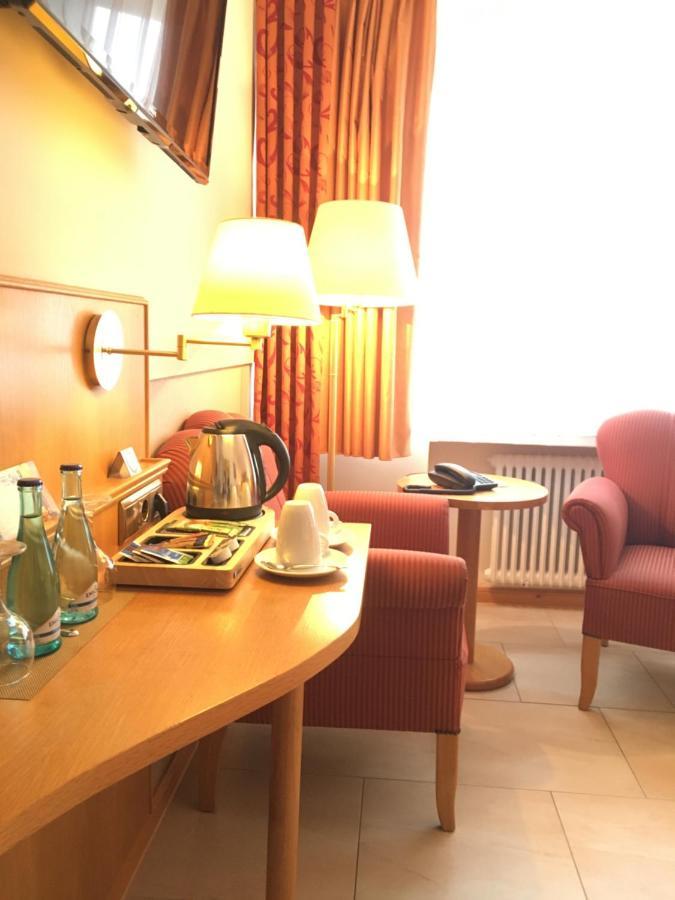 Altes Gasthaus Kuhr - Hotel & Restaurant Papenburg Ngoại thất bức ảnh