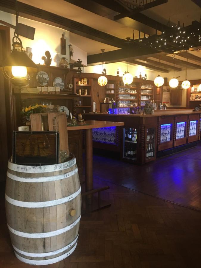 Altes Gasthaus Kuhr - Hotel & Restaurant Papenburg Ngoại thất bức ảnh